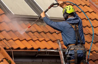 Démoussage et hydrofuge de toiture à Leboulin